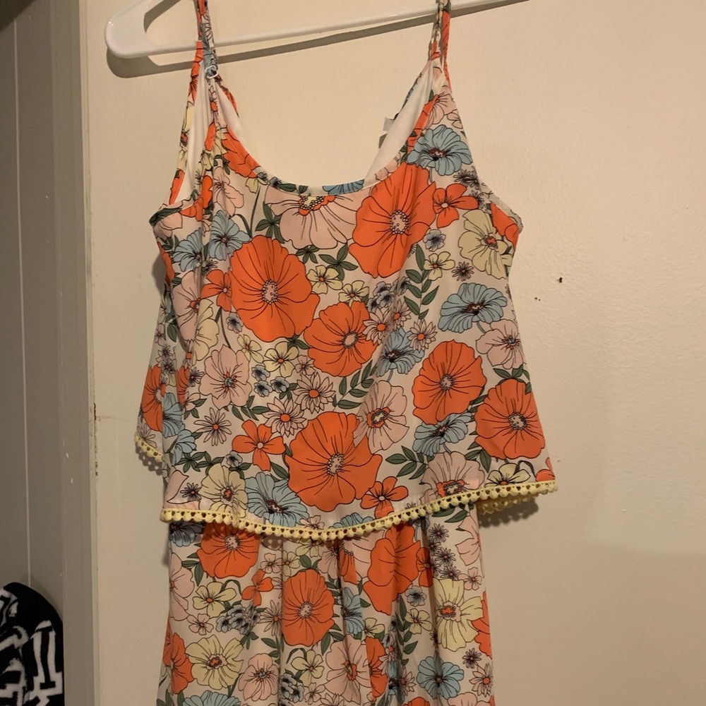 Flower print romper.